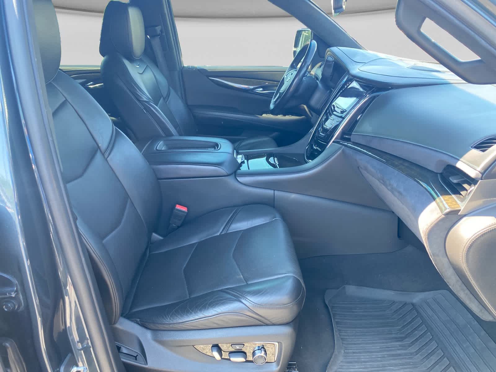 2019 Cadillac Escalade ESV Platinum
