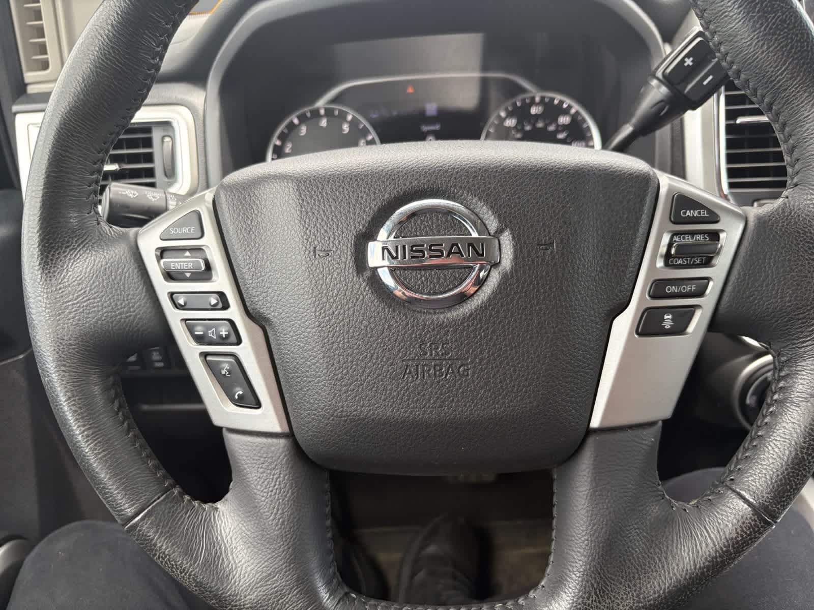 2021 Nissan Titan SV
