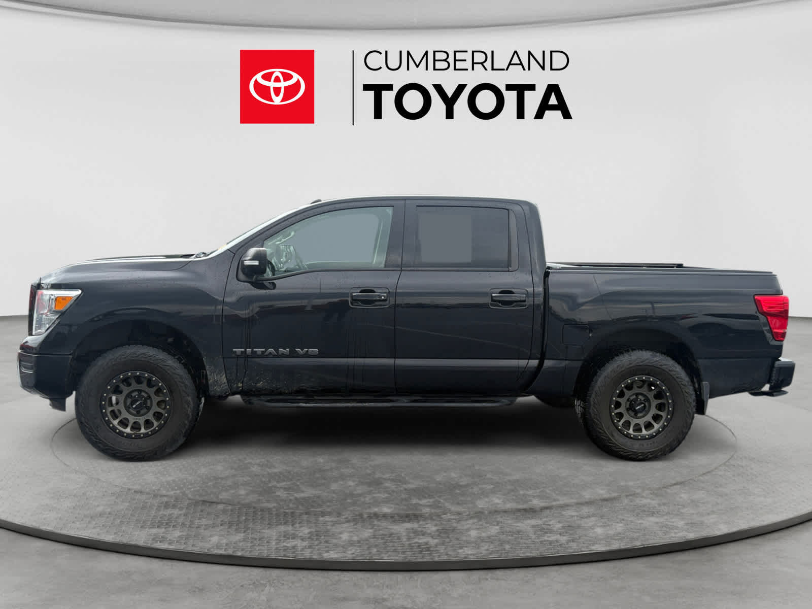 2020 Nissan Titan SV