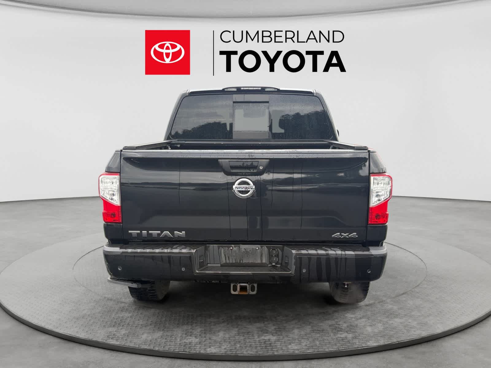 2020 Nissan Titan SV