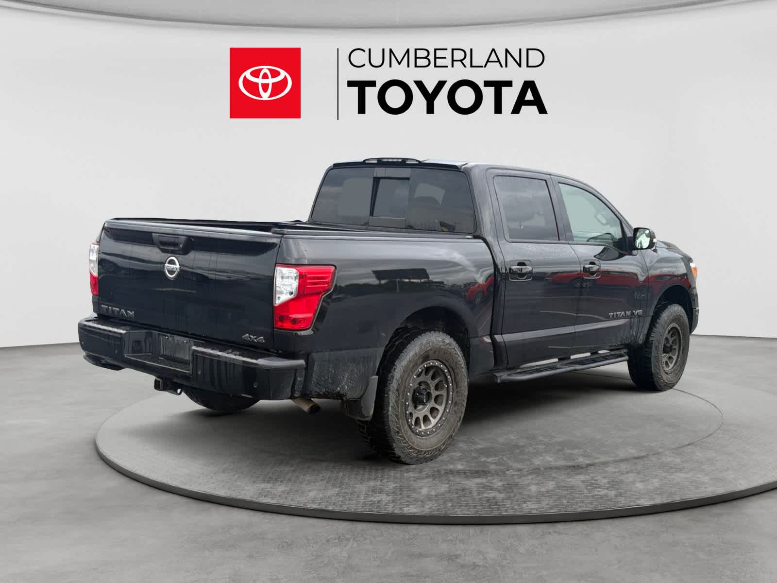 2020 Nissan Titan SV