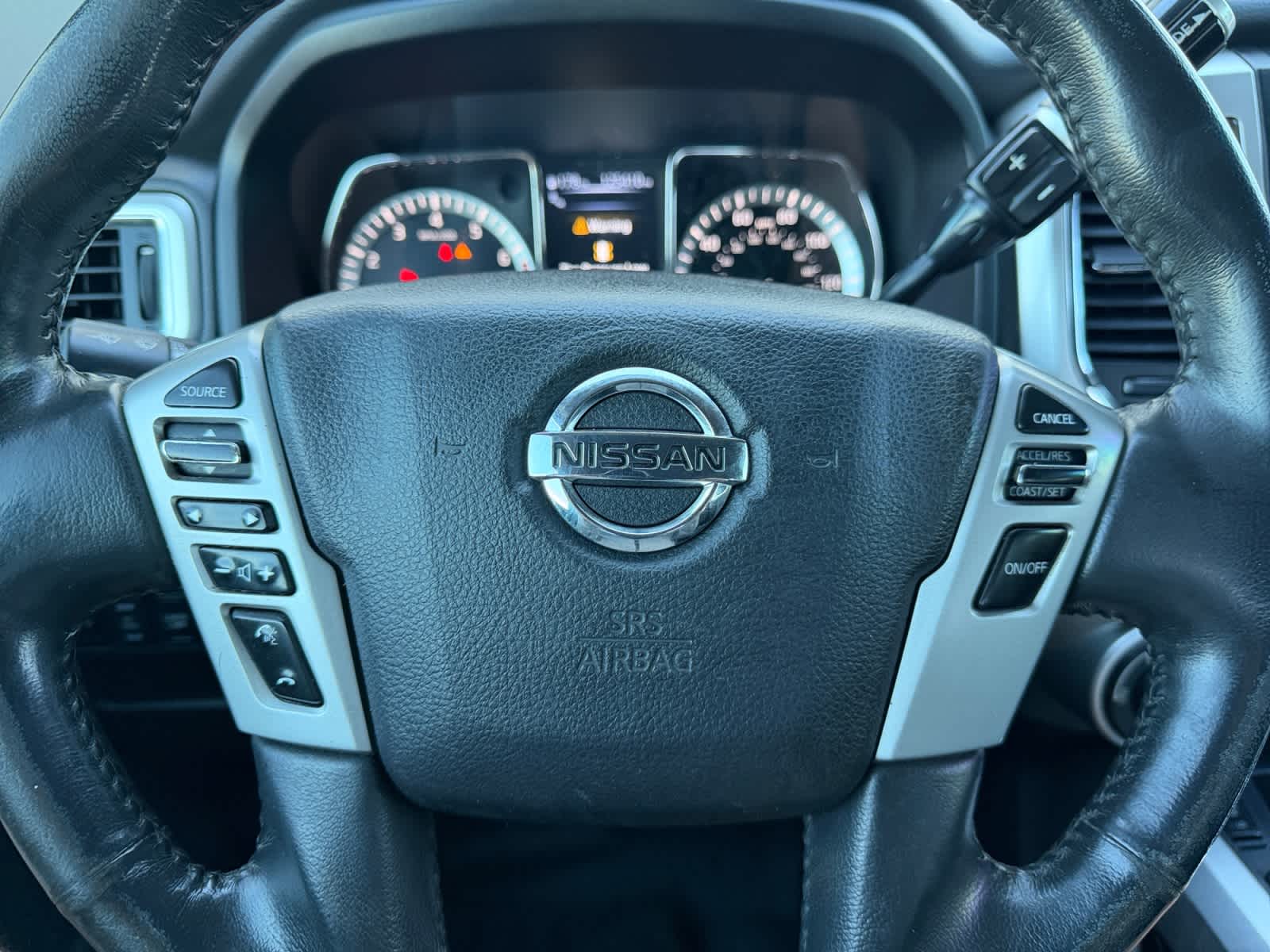2017 Nissan Titan XD SV