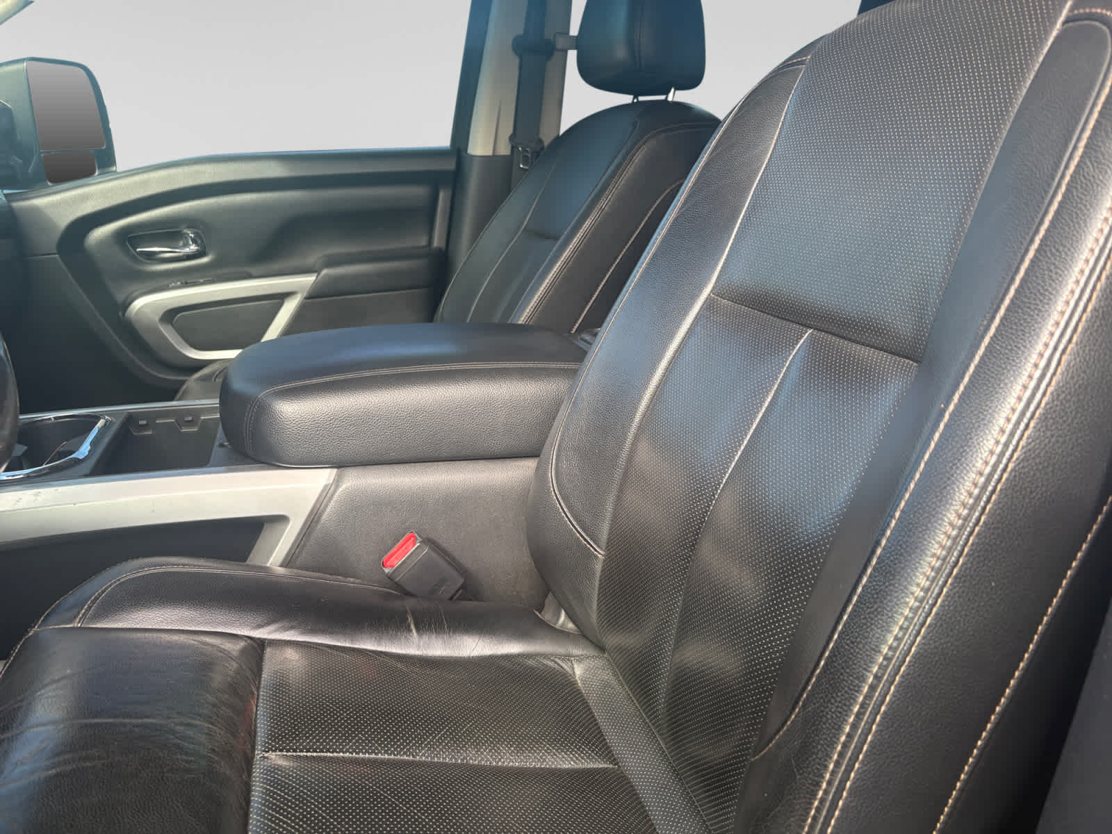 2017 Nissan Titan XD SV