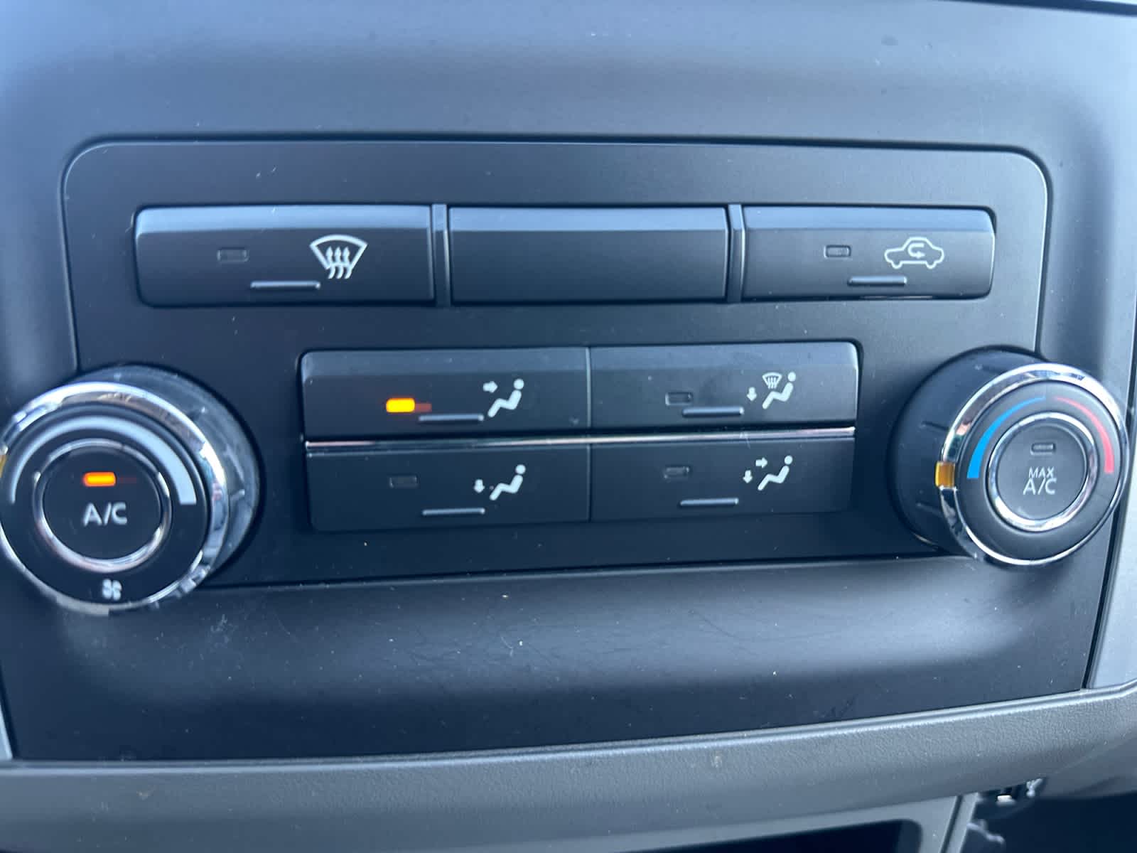 2018 Nissan Frontier SV V6