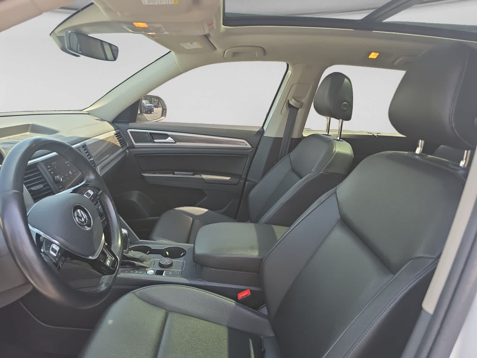 2019 Volkswagen Atlas 3.6L V6 SE w/Technology R-Line