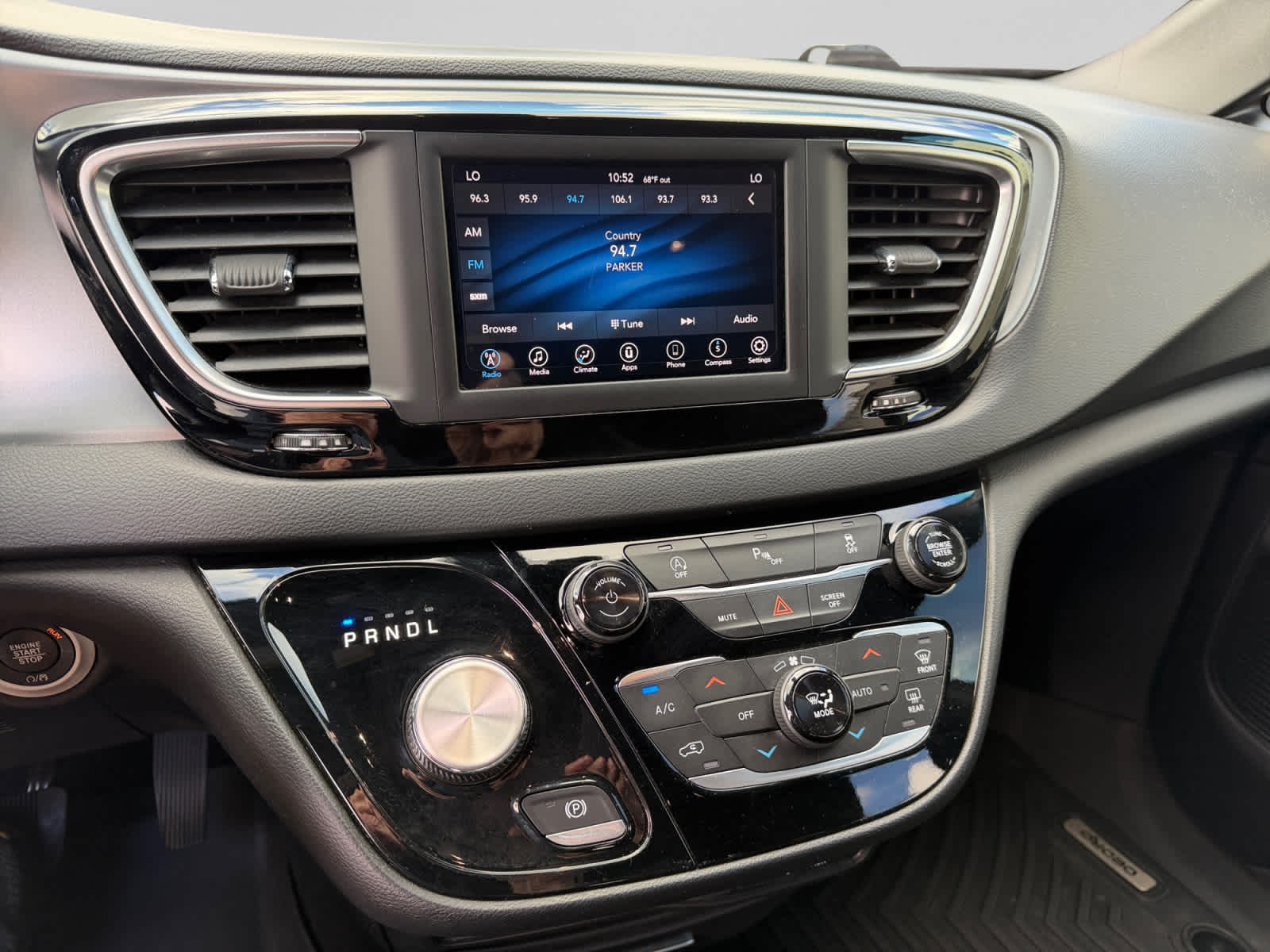 2020 Chrysler Pacifica Touring