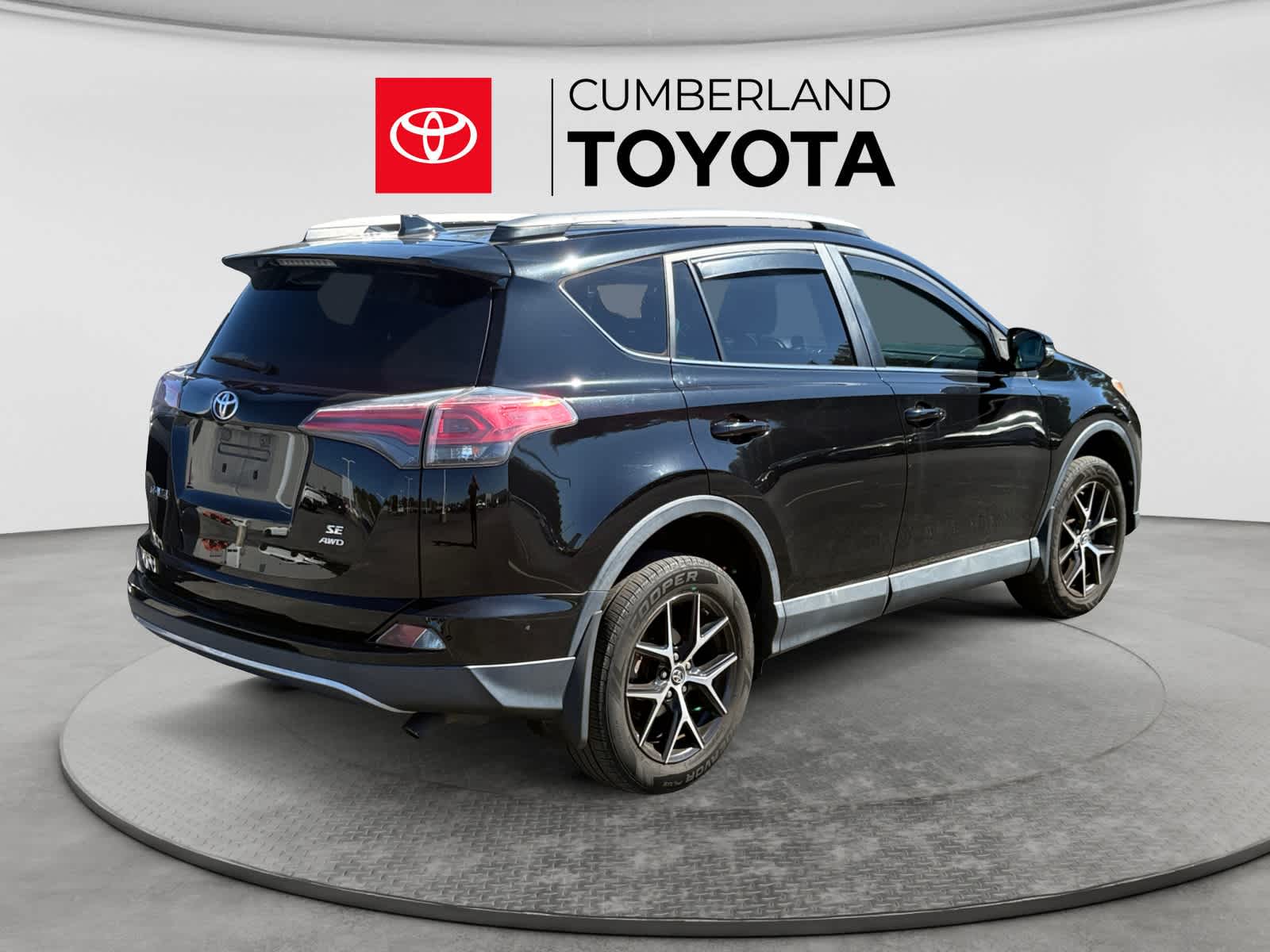 2018 Toyota RAV4 SE