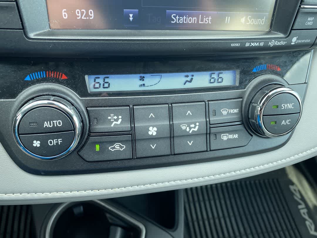 2017 Toyota RAV4 XLE