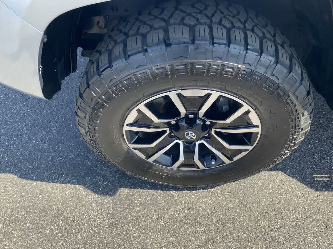 2022 Toyota Tacoma SR