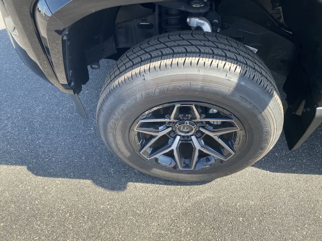 2025 Toyota Tacoma SR