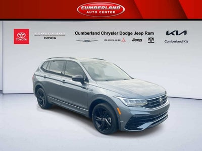 2023 Volkswagen Tiguan SE R-Line Black