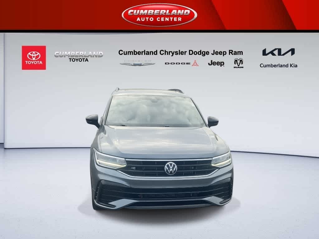 2023 Volkswagen Tiguan SE R-Line Black
