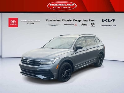 2023 Volkswagen Tiguan SE R-Line Black