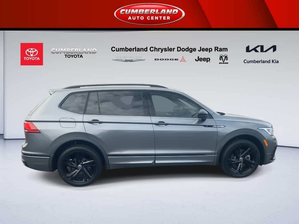 2023 Volkswagen Tiguan SE R-Line Black