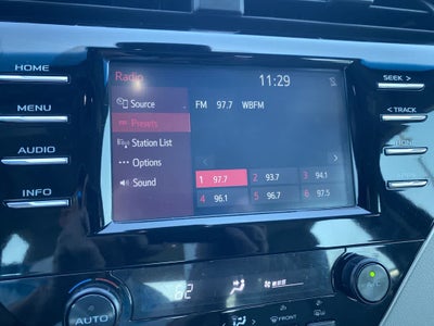 2018 Toyota Camry SE