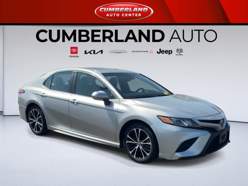 2018 Toyota Camry SE