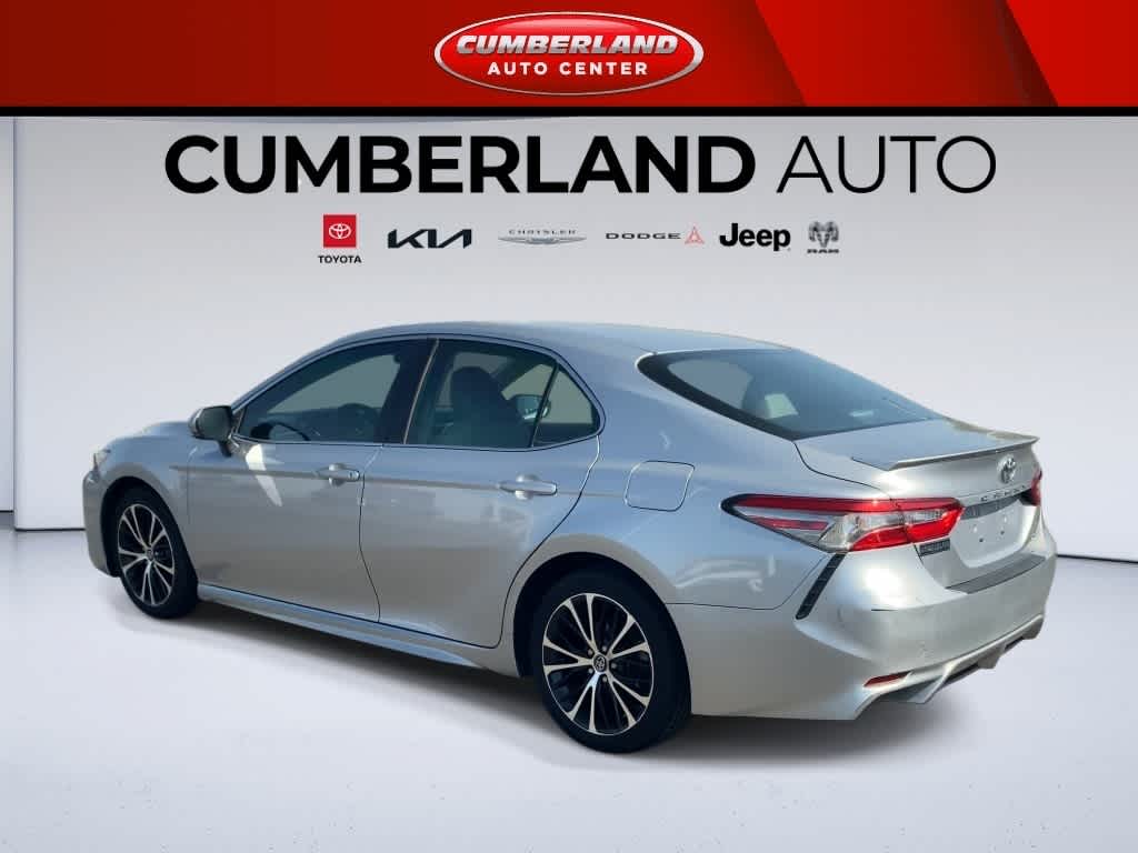 2018 Toyota Camry SE