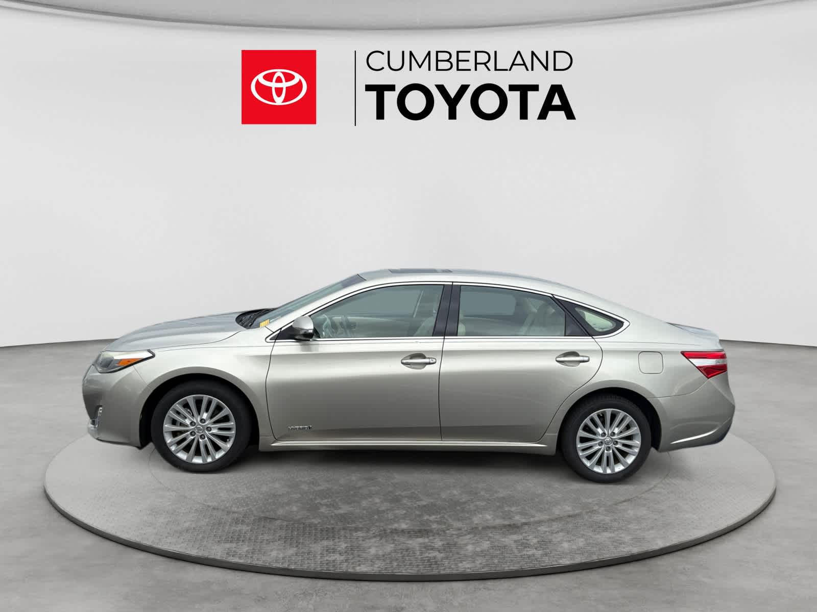 2013 Toyota Avalon Hybrid XLE Touring