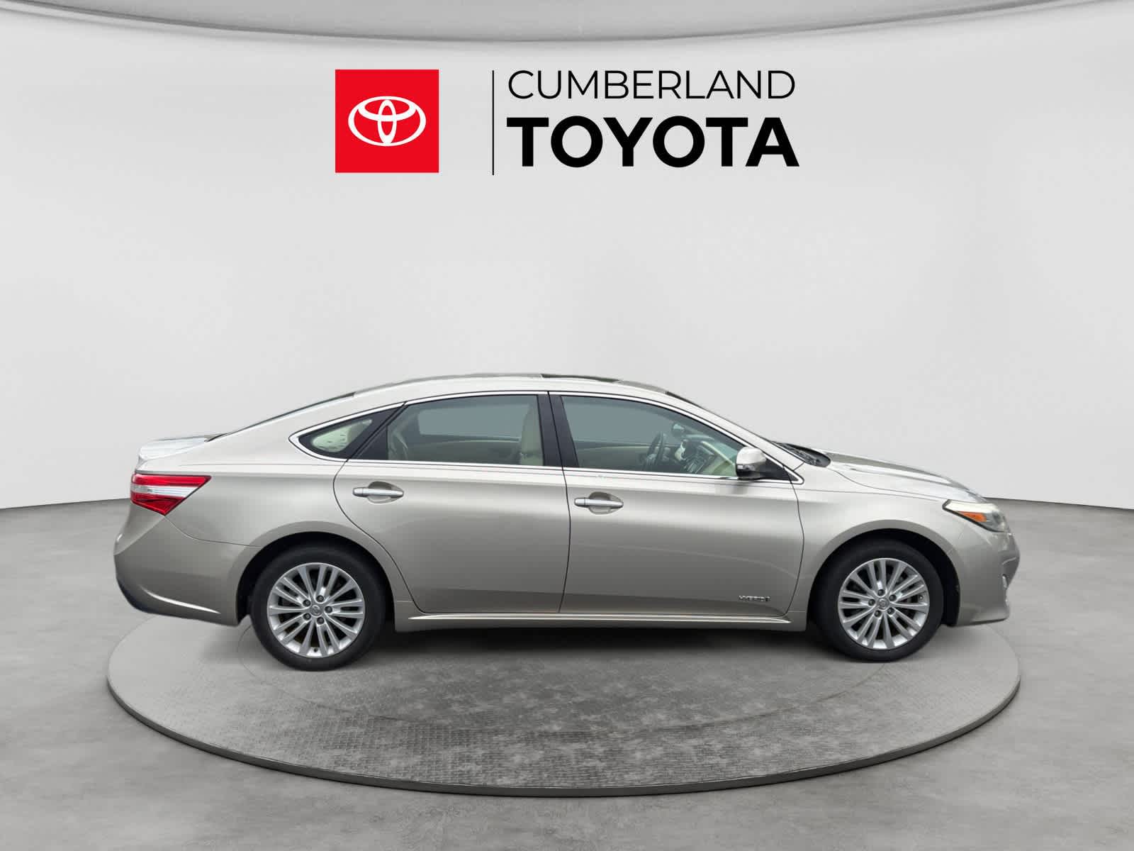 2013 Toyota Avalon Hybrid XLE Touring