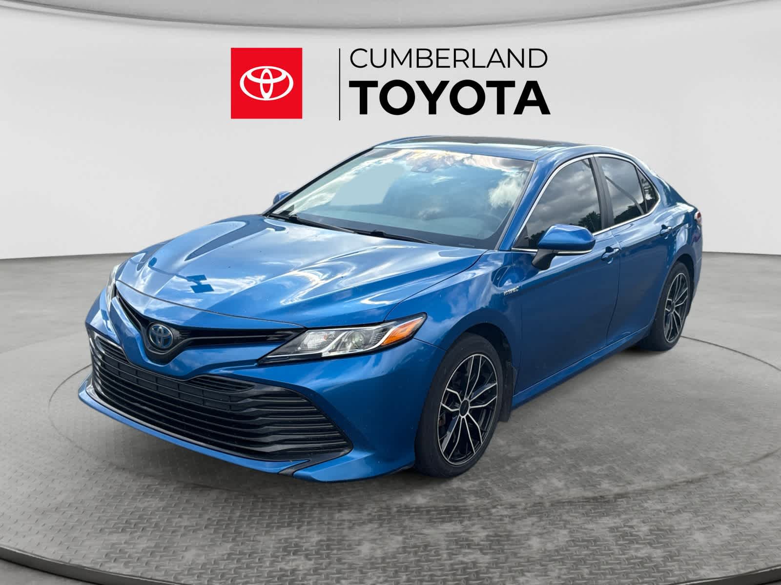 2020 Toyota Camry Hybrid LE
