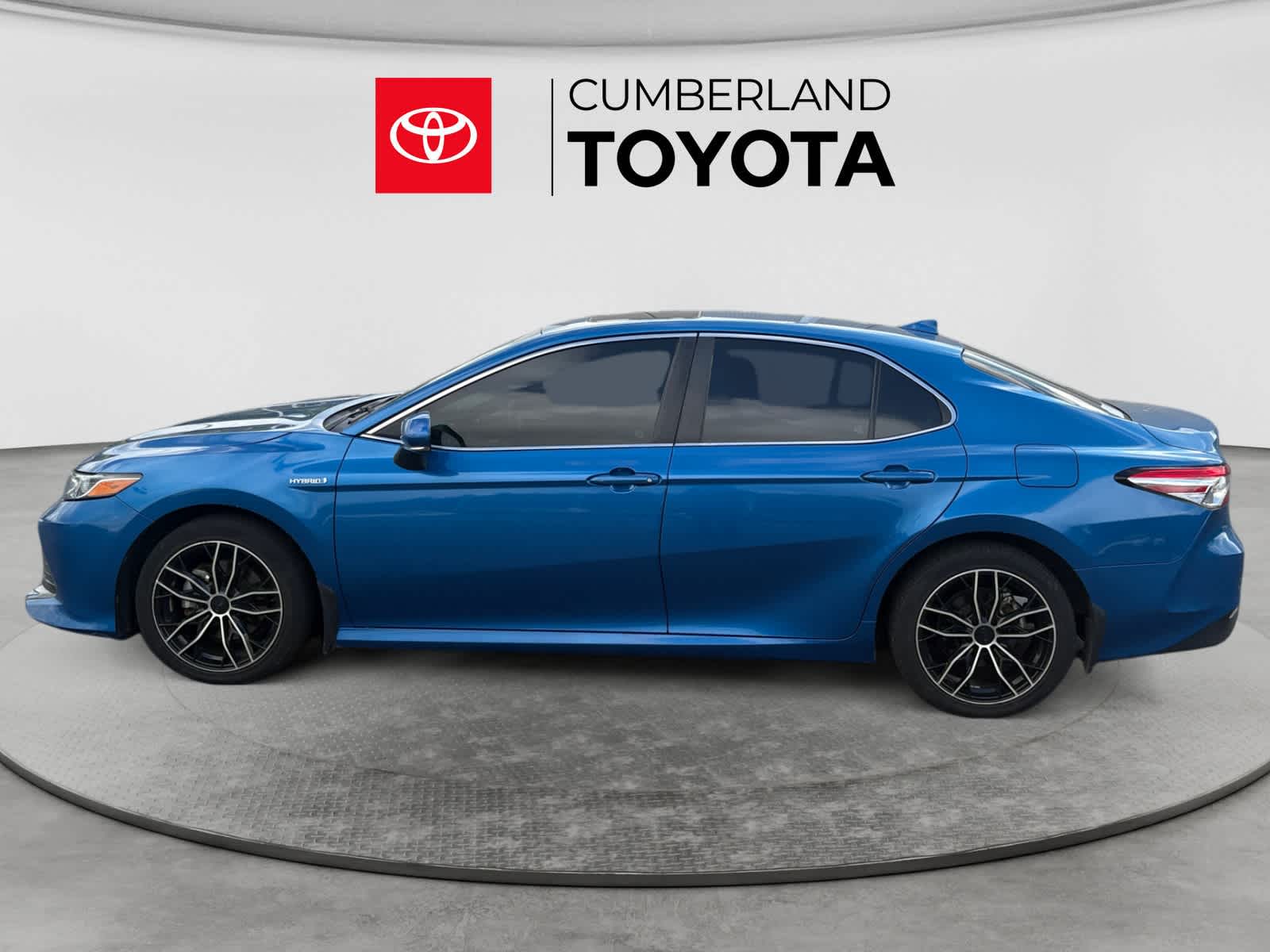 2020 Toyota Camry Hybrid LE