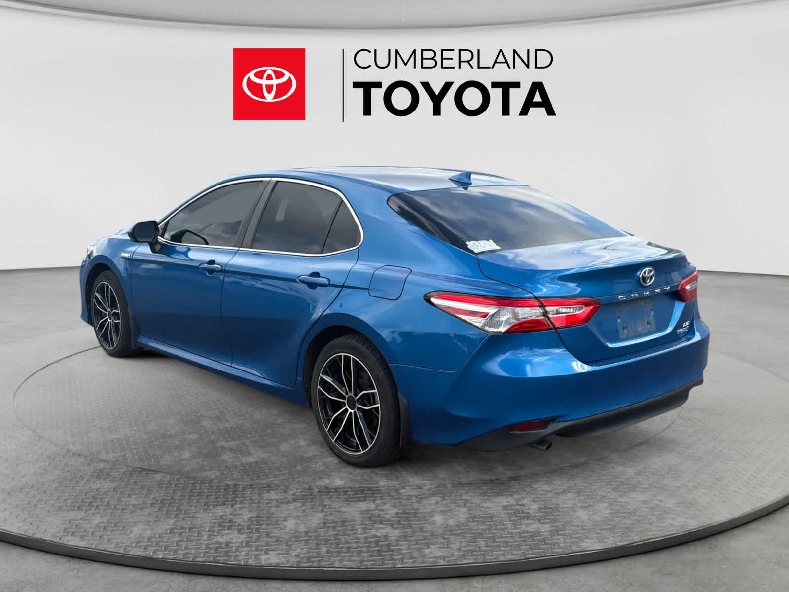 2020 Toyota Camry Hybrid LE
