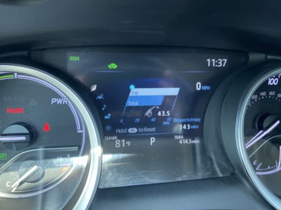 2023 Toyota Camry Hybrid XLE