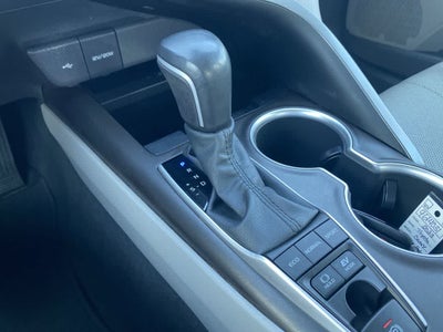 2023 Toyota Camry Hybrid XLE