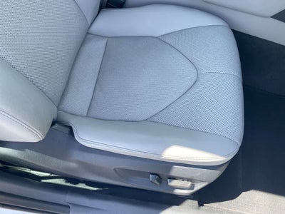 2023 Toyota Camry Hybrid XLE