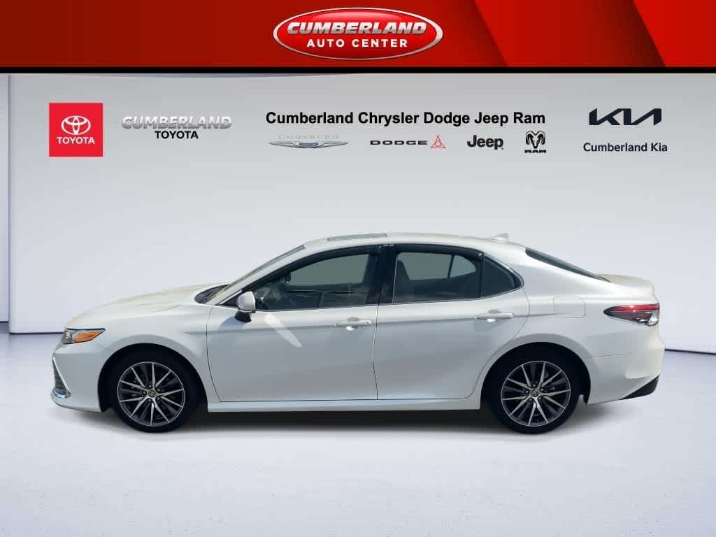 2023 Toyota Camry Hybrid XLE