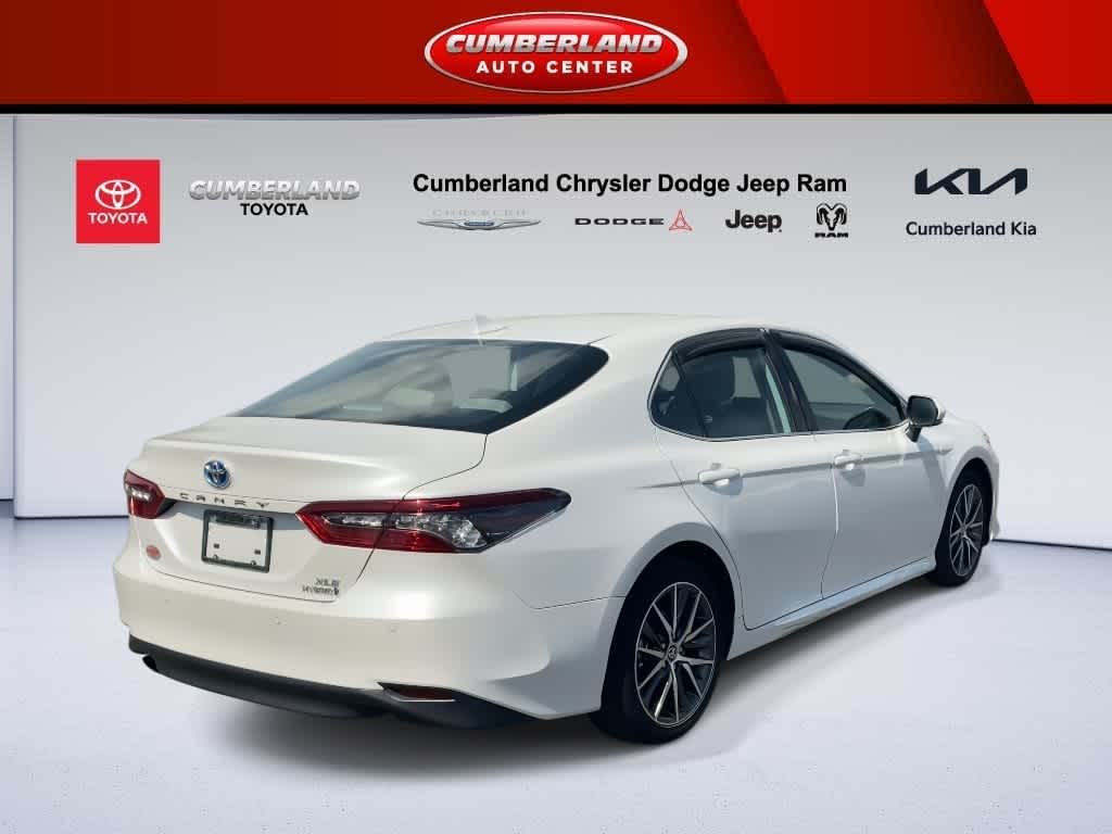 2023 Toyota Camry Hybrid XLE