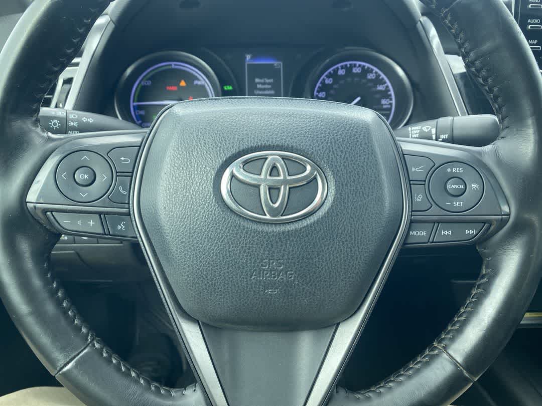 2021 Toyota Camry Hybrid SE