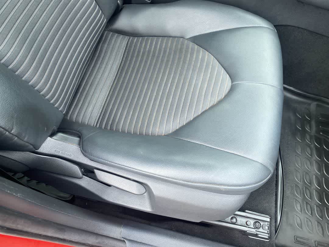 2021 Toyota Camry Hybrid SE