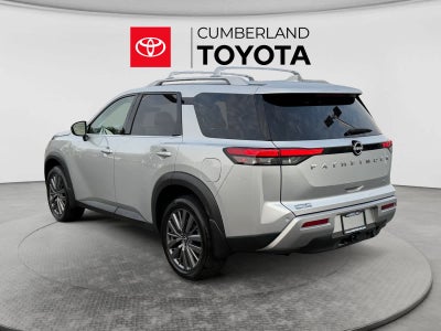 2025 Nissan Pathfinder SL