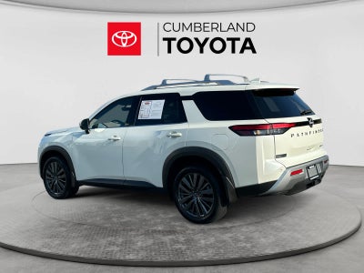 2023 Nissan Pathfinder SL