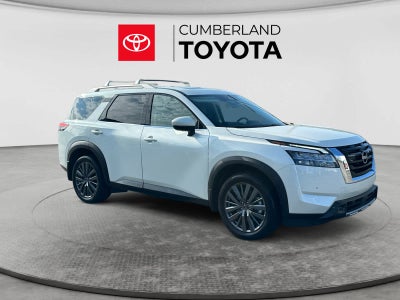2023 Nissan Pathfinder SL