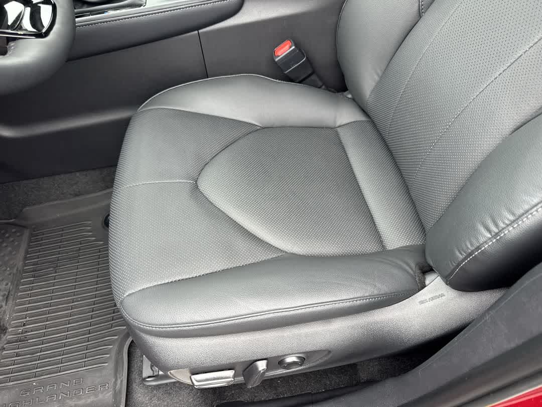 2025 Toyota Grand Highlander Platinum