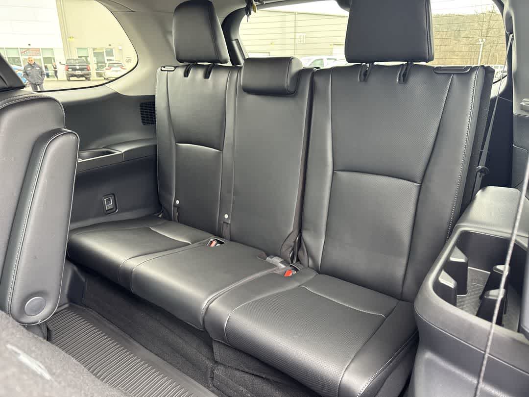 2025 Toyota Grand Highlander Platinum