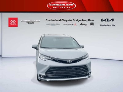 2026 Toyota Sienna Woodland Edition