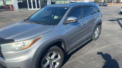 2016 Toyota Highlander Limited Platinum