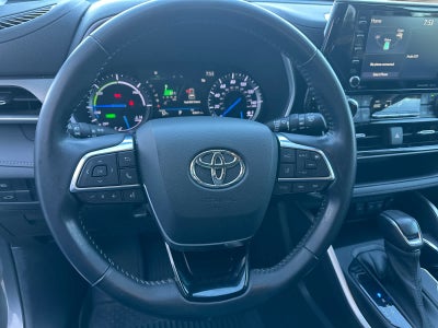 2021 Toyota Highlander Hybrid XLE