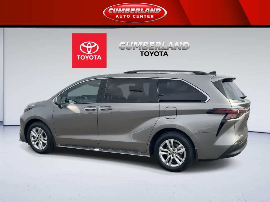 2026 Toyota Sienna XLE