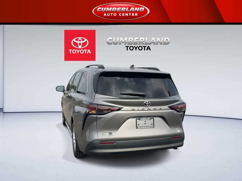 2026 Toyota Sienna XLE