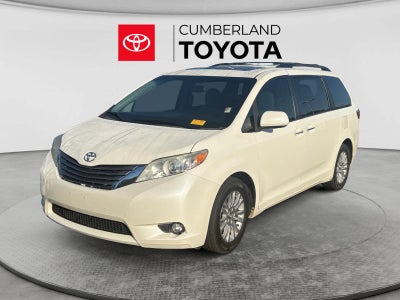 2017 Toyota Sienna XLE