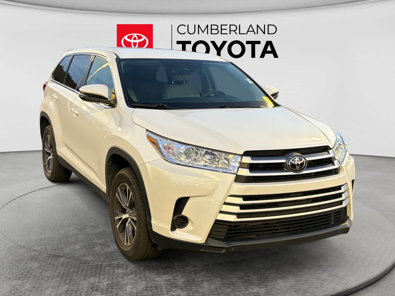 2019 Toyota Highlander LE