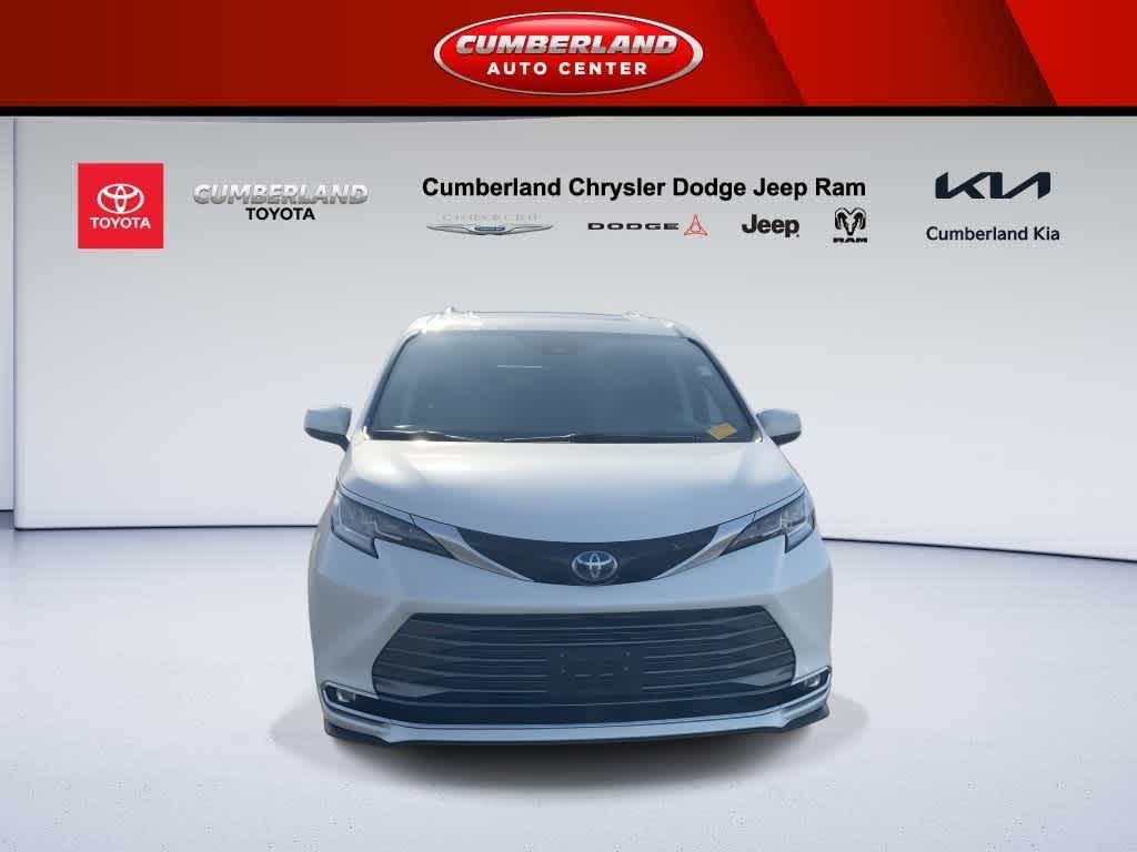 2021 Toyota Sienna Limited