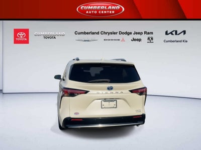 2021 Toyota Sienna Limited