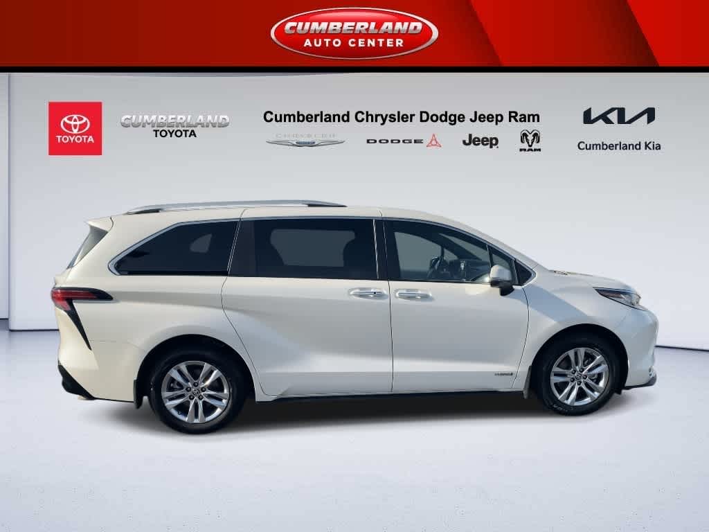 2021 Toyota Sienna Limited