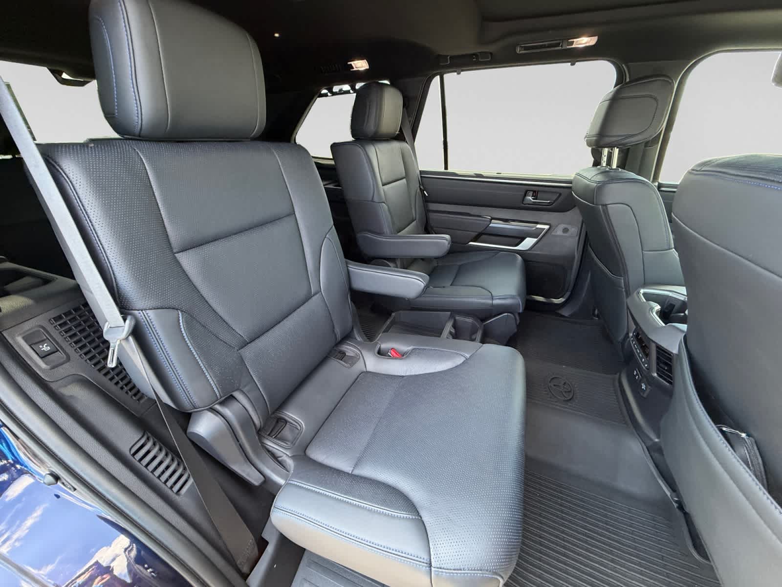 2025 Toyota Sequoia Platinum