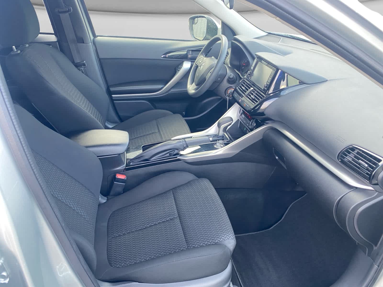 2025 Mitsubishi Eclipse Cross ES